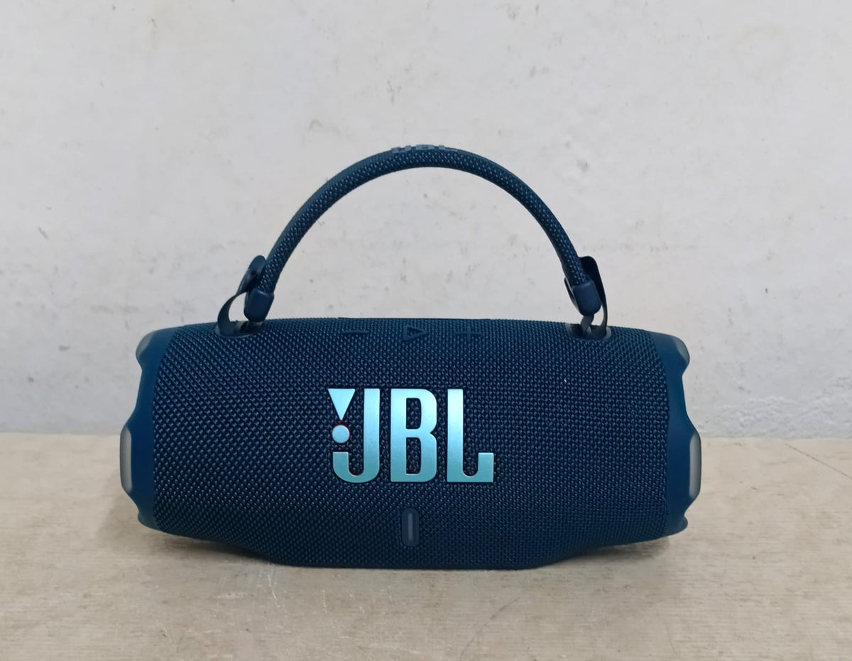 Bocina JBL sharge 6, usado