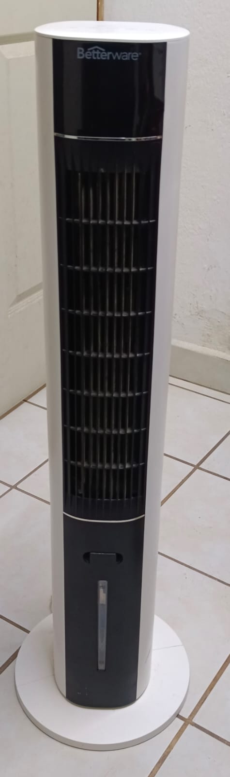 Ventilador de torre BETTER WARE 25742, usado