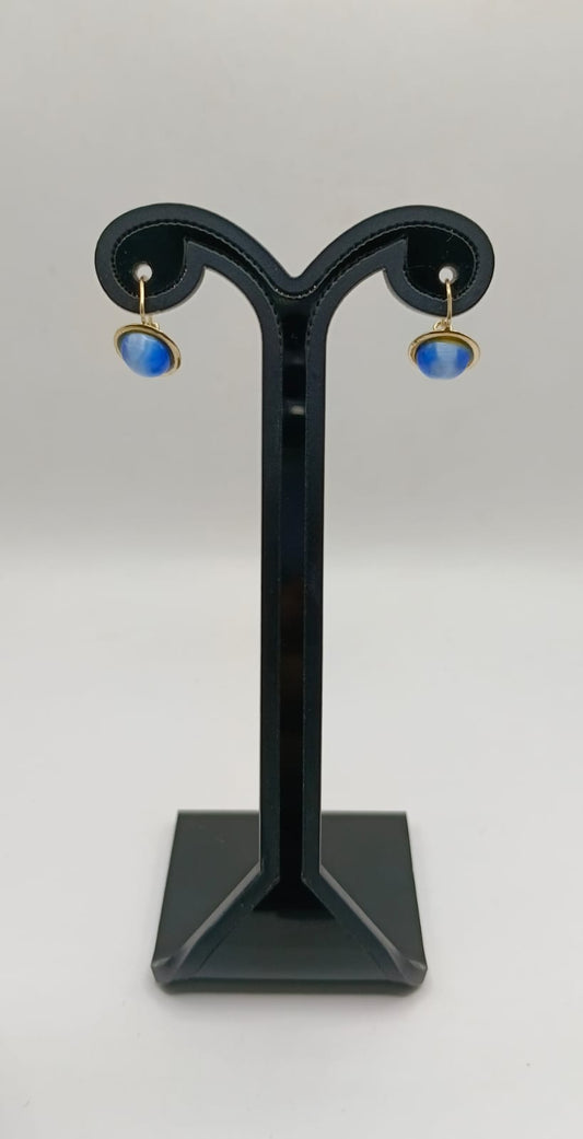 Arete con sintetico azul ORO 10k peso 1.8gr, usado