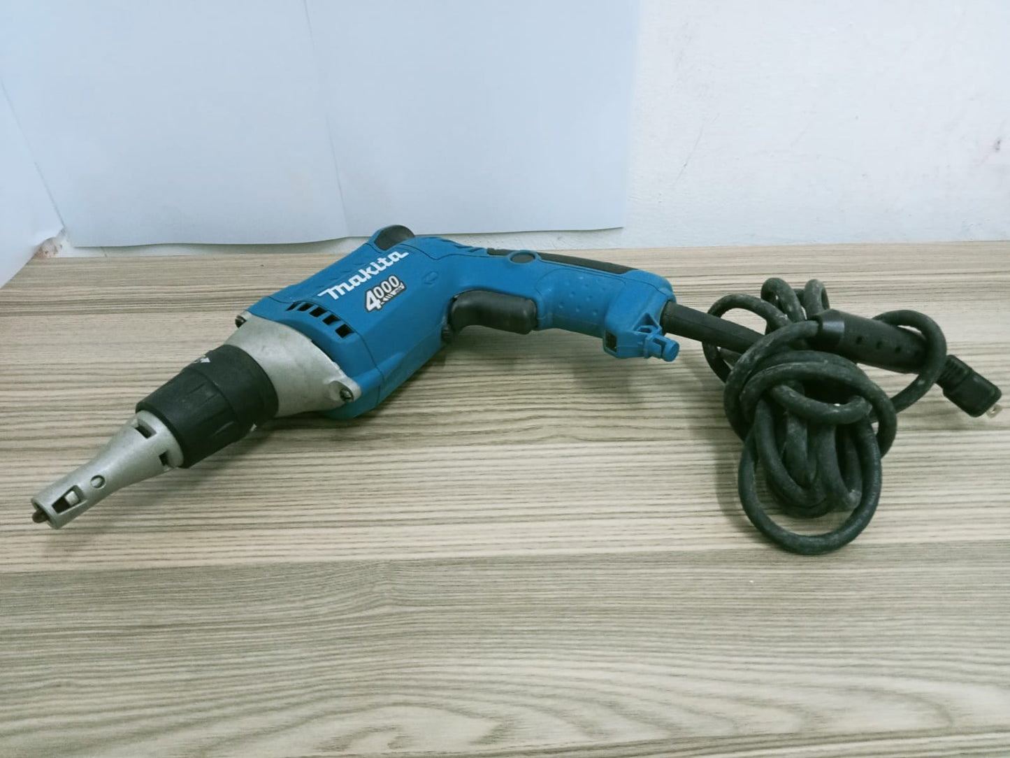 atornillador para tablaroca makita - usado