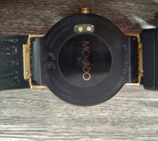 reloj inteligente movado