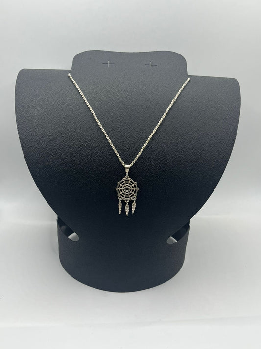 cadena tejido torzal con dije atrapa sueños 24 cm 9.1 grs baño de plata