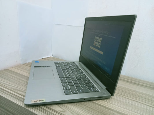 Lenovo Core i3 de 11ª generación