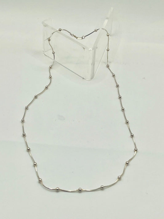 Cadena de tejido bolitas de plata .925 PESA 5.8 gr 27 cm