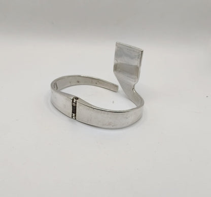 Pulsera con sintetico PLATA925 peso 56.4gr, usado
