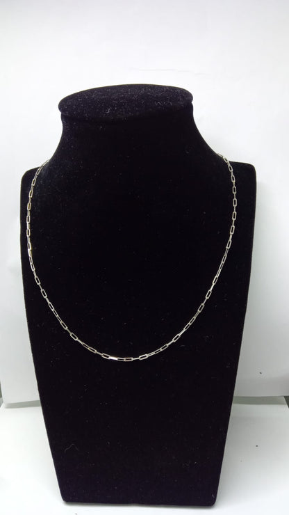cadena de plata diseño cuadrado 30cm de largo 3.9gr