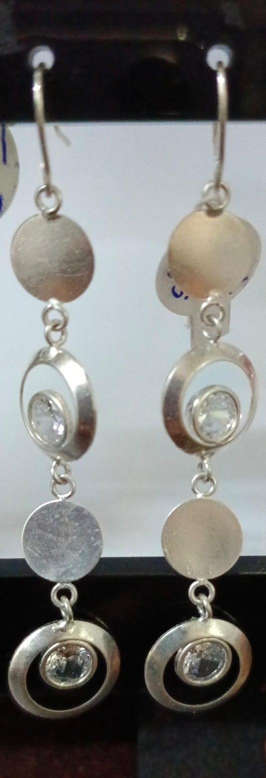Aretes con sinteticos PLATA 925 peso 2.3gr, usado