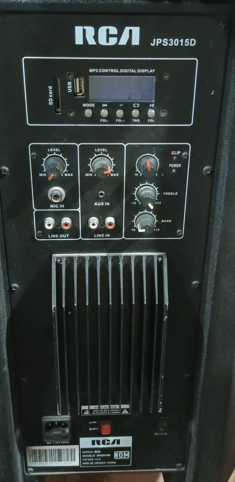 Bocina RCA amplificada