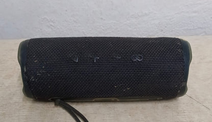 Bocina recargable JBL flip 6