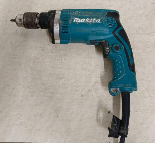 Taladro Makita hp1630, usado