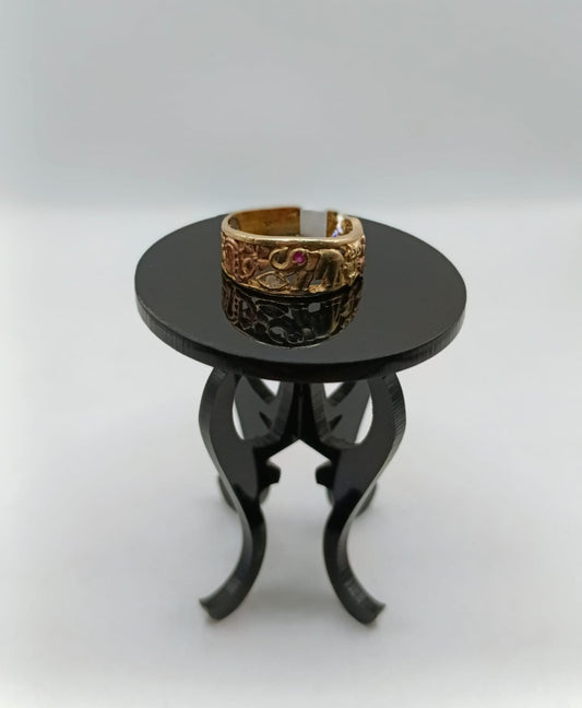 Anillo de la suerte ORO 8k peso 3.8gr, usado