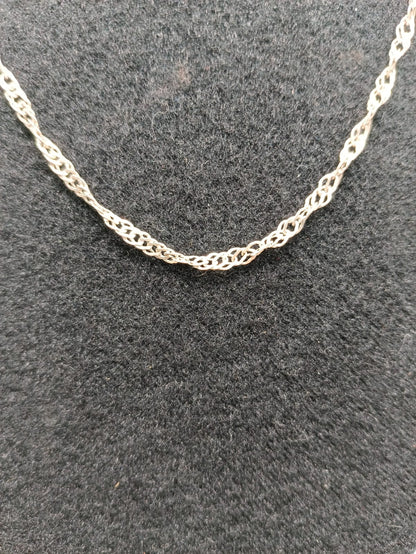 Collar eslabon torcido PLATA 925 peso 4.6gr 45cm, usado