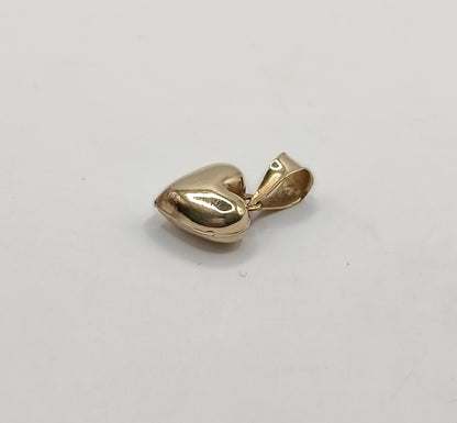 Dije de corazon ORO 10k peso .8gr, usado