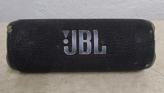 Bocina recargable JBL flip 6