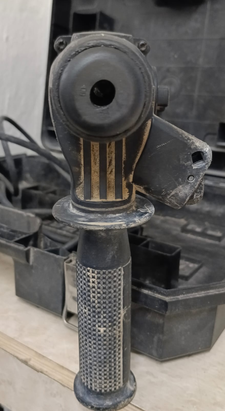 Taladro Rotomartillo Dewalt d2560-b3, usado