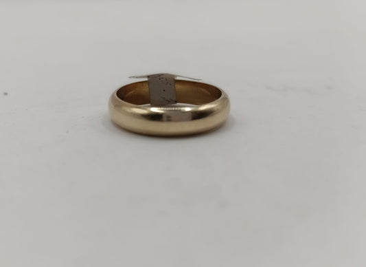 Argolla lisa ORO 10k peso 3.1gr, usado