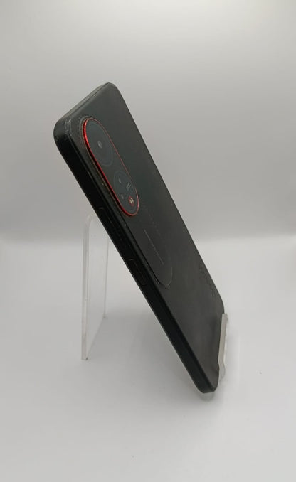 Celular Q,touch 32gb 2ram liberado, usado
