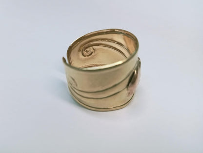 Anillo de Oro 10K con Diseño de Elefante – 3.4g