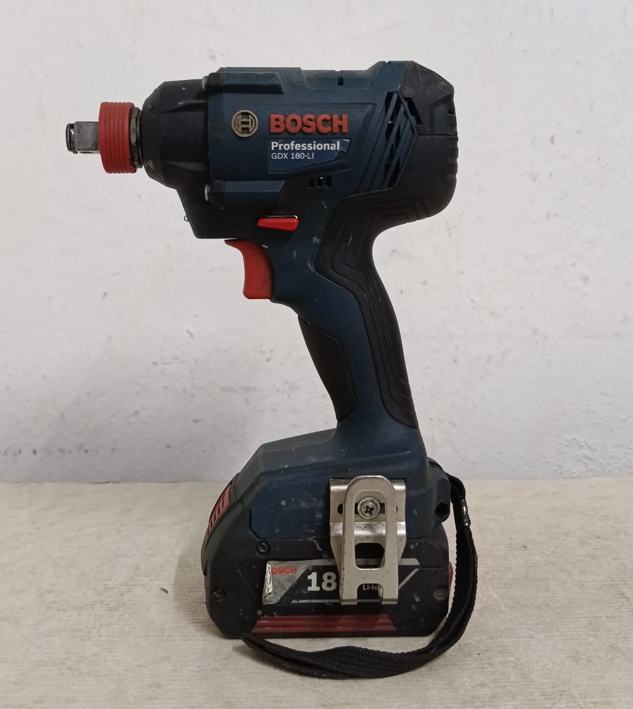 PISTOLA DE IMPACTO BOSCH
