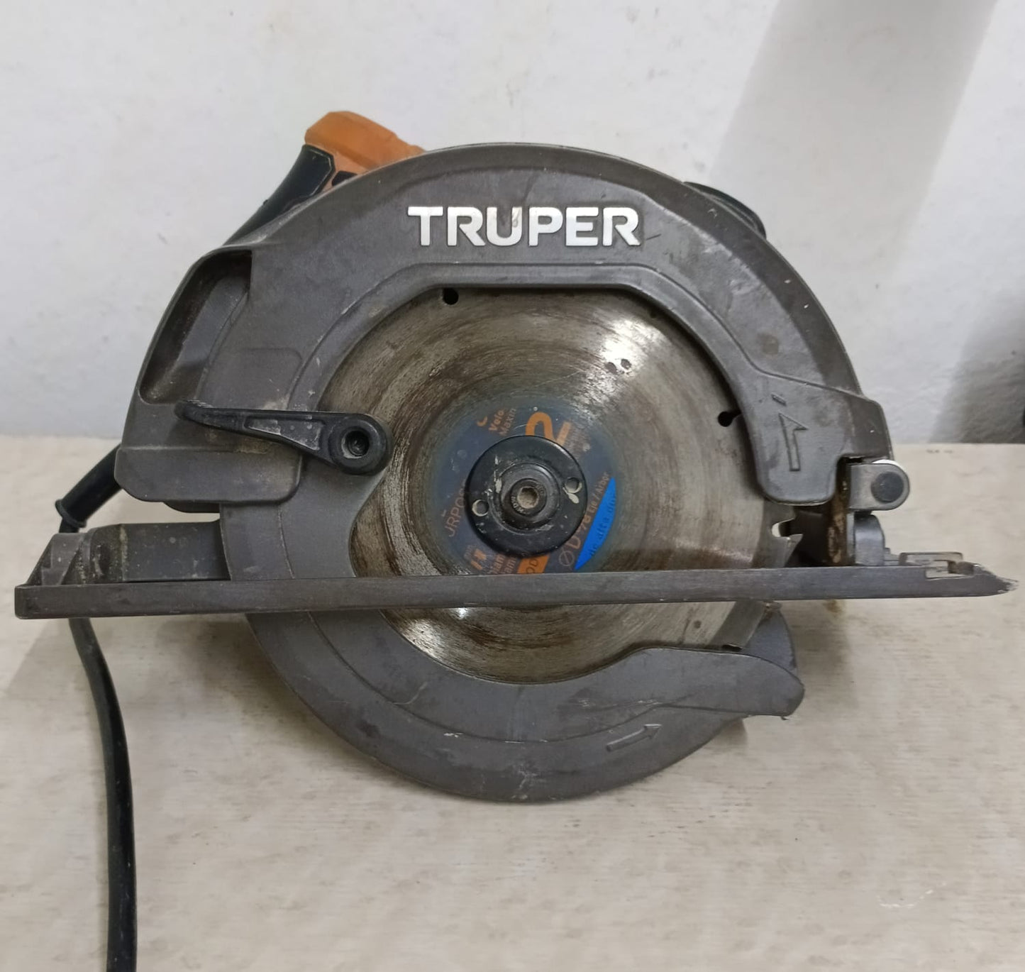 Sierra Circular Truper sici-7a, usado