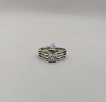 Anillo 4 aros con sintetico PLATA 925 peso 4.8gr, usado