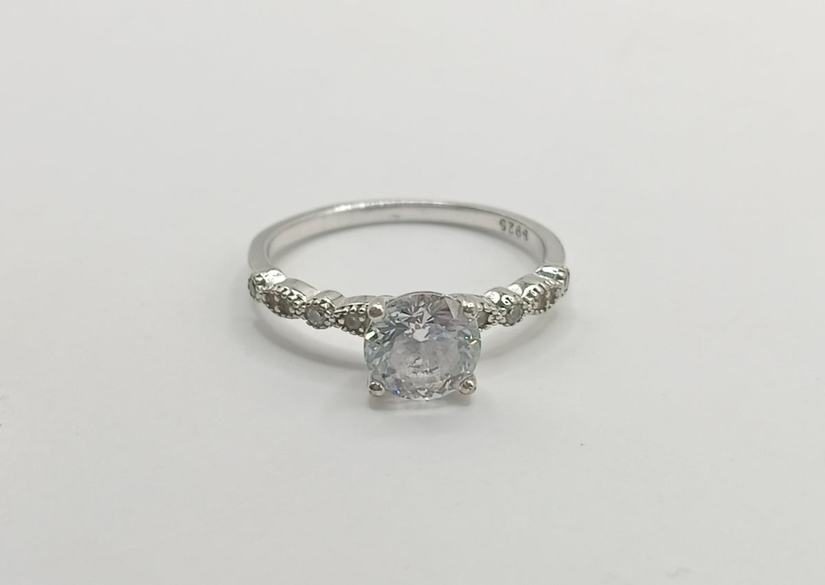 Solitario PLATA 925 peso 2.3gr, usado