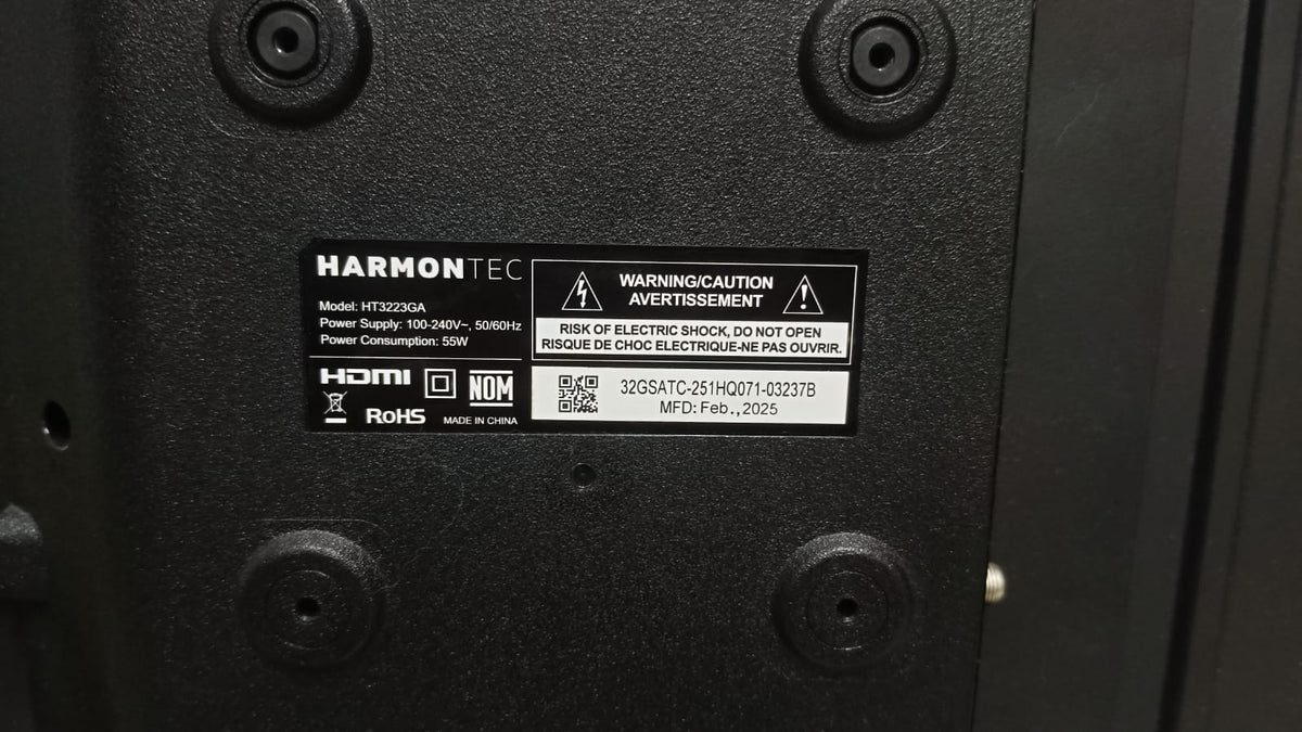 Smart tv HARMONTEC  32 pulgadas, usado