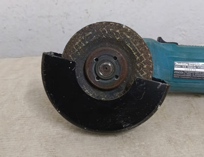 Esmeril MAKITA da4530, usado