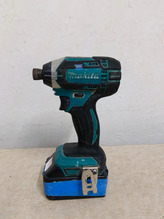 Atornillador Inalambrico MAKITA 1876586, usado