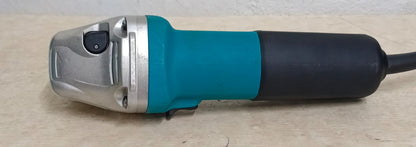 Esmeril MAKITA 9554nh, usado