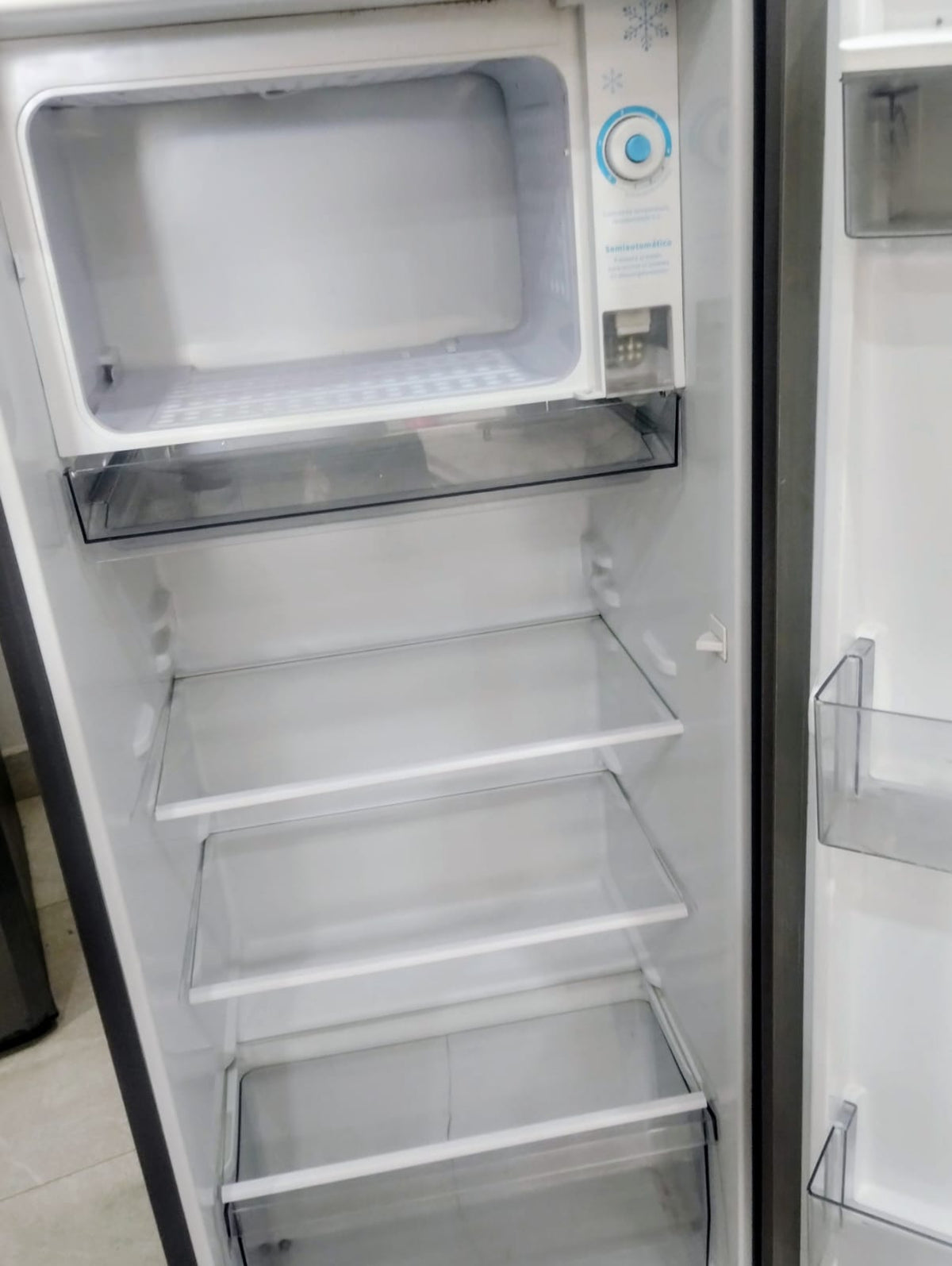 Refrigerador HISENSE 7 pies, usado