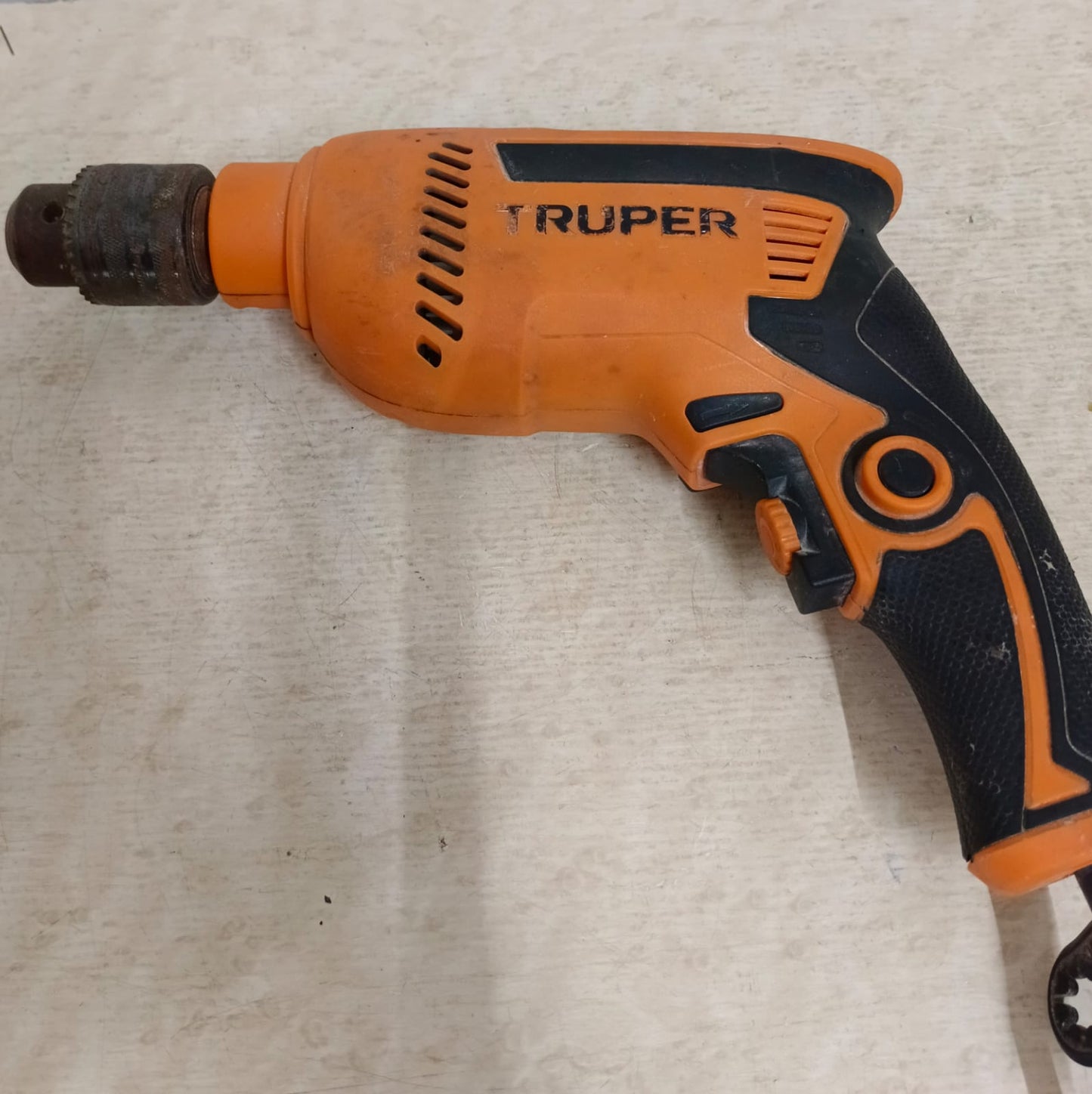 taladro TRUPER esma 7-4, usado
