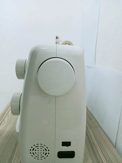 🧵 Máquina de Coser Singer-usada