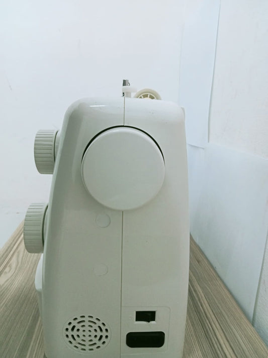 🧵 Máquina de Coser Singer-usada