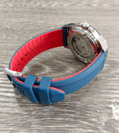 Reloj tipo Bulova tipo pulsera, usado