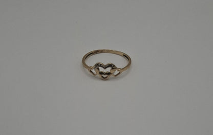 Anillo 4 corazones ORO 14k peso 1gr, usado