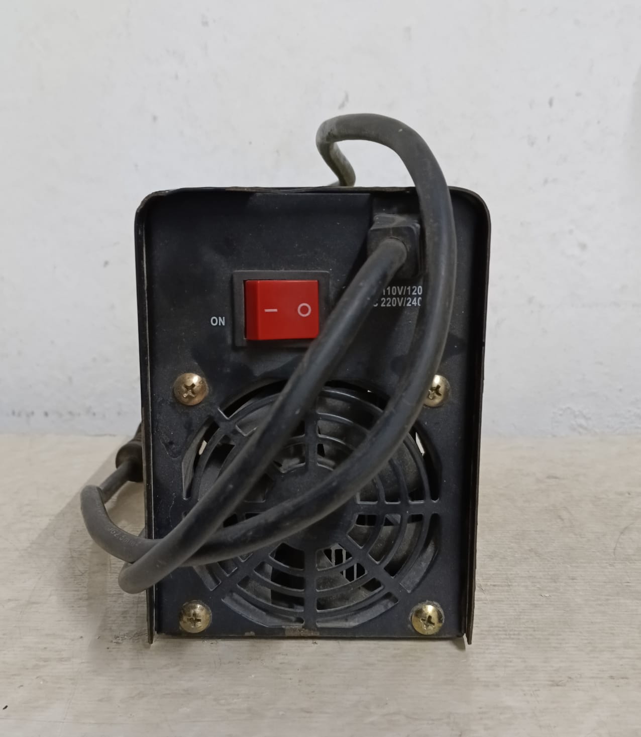 SOLDADORA INVERTER HUSKY
