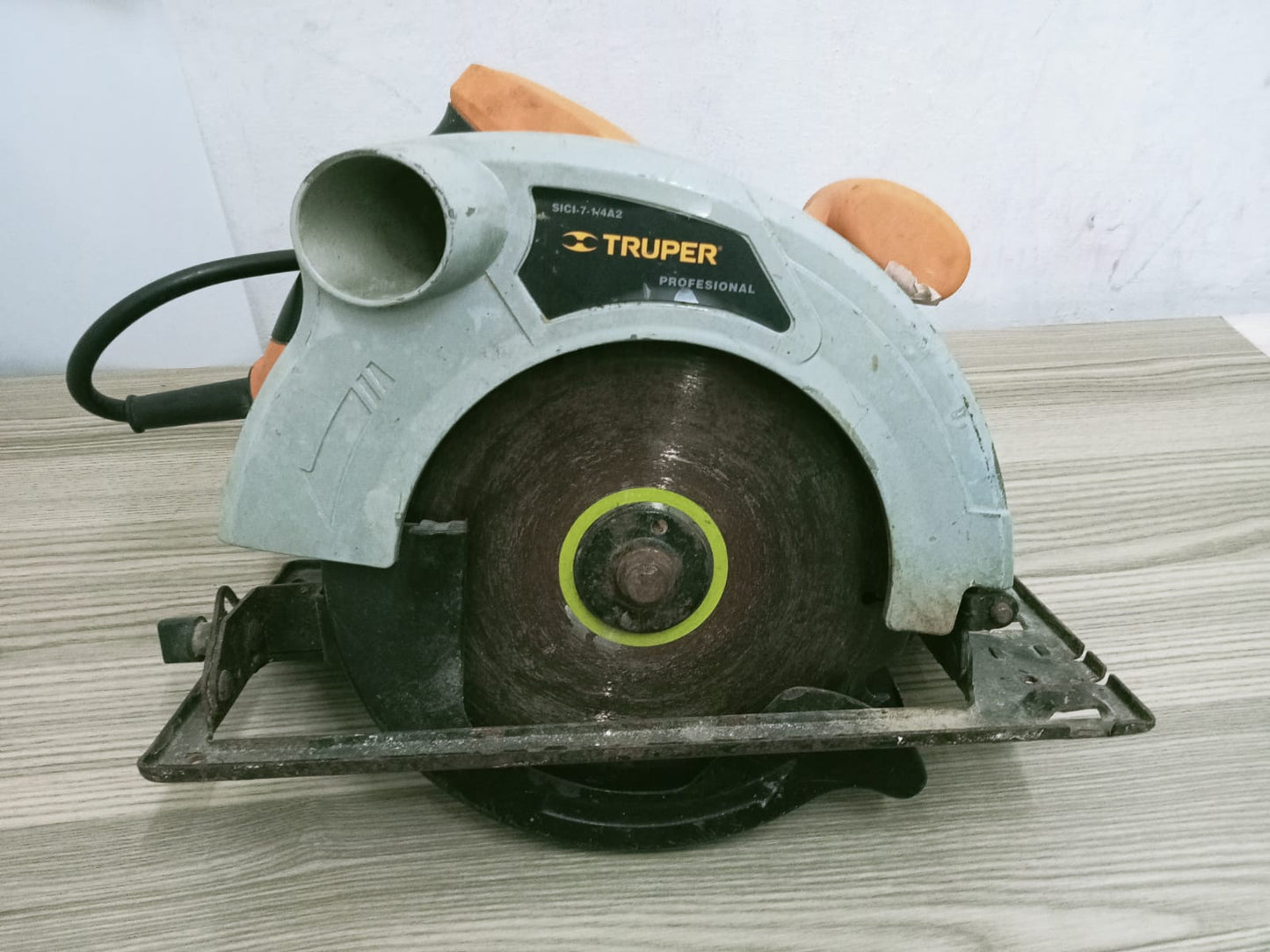 🪚 Sierra Circular Truper SICI-71 ⚡