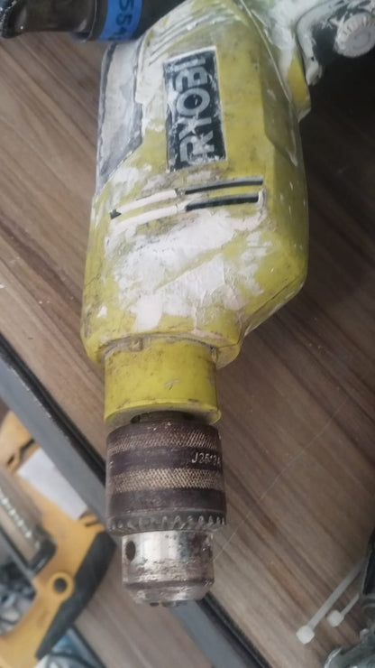 Taladro RYOBI hd4201, usado