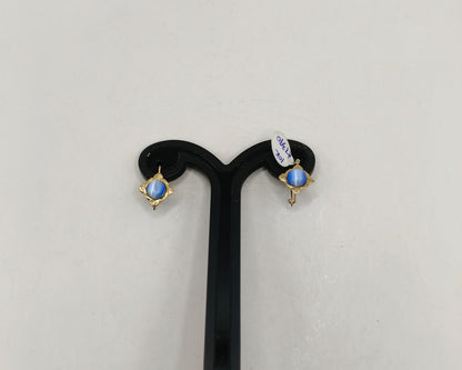 Aretes ojo de gato azul ORO 10k peso 1.1gr, usado