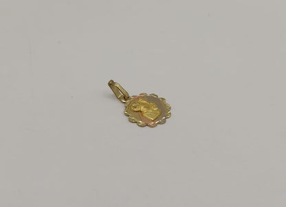 Medalla religiosa ORO 10k peso 1.5gr, usado