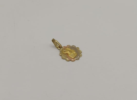 Medalla religiosa ORO 10k peso 1.5gr, usado