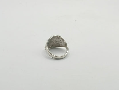 Anillo con sinteticos PLATA 925 peso 3.8gr, usado