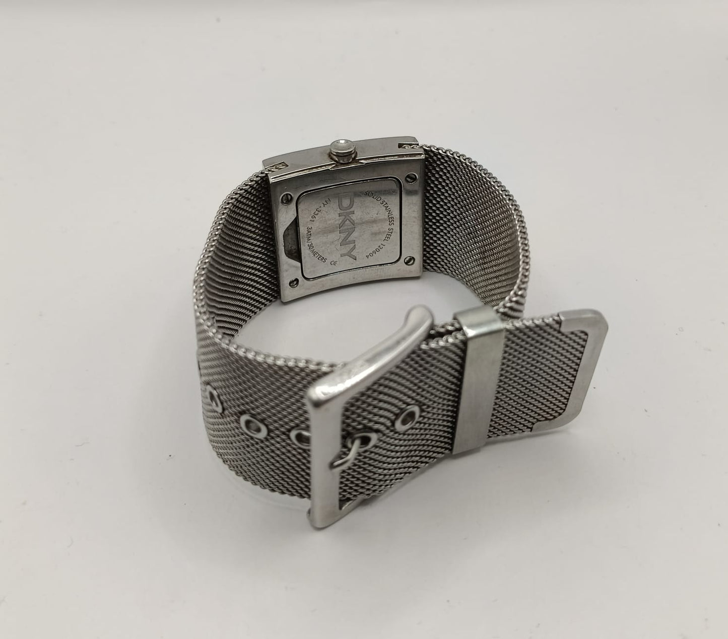 Reloj tipo DKNY ny-3361 tipo pulcera, usado