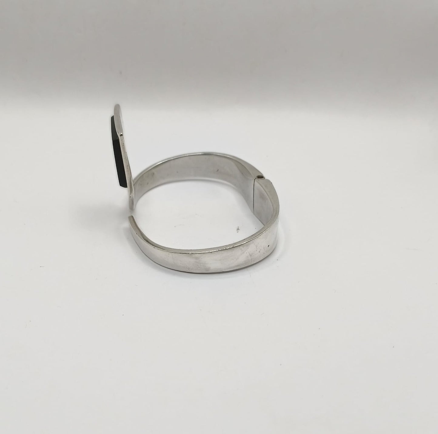 Pulsera con sintetico PLATA925 peso 56.4gr, usado