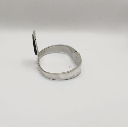 Pulsera con sintetico PLATA925 peso 56.4gr, usado