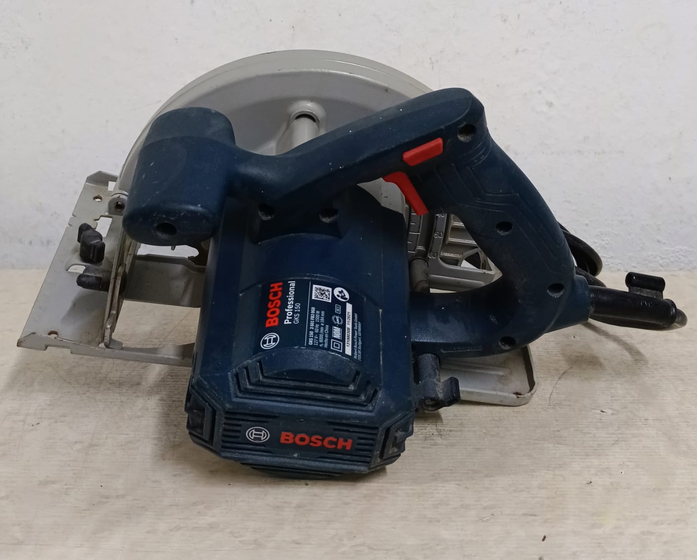 Sierra Circular BOSCH GSK 150 - Usado