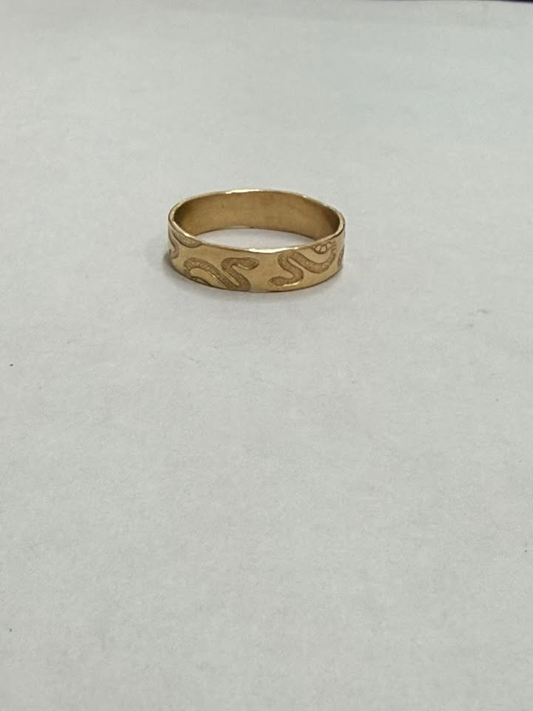 🐍✨ Anillo Diseño de Serpientes en Oro 14K